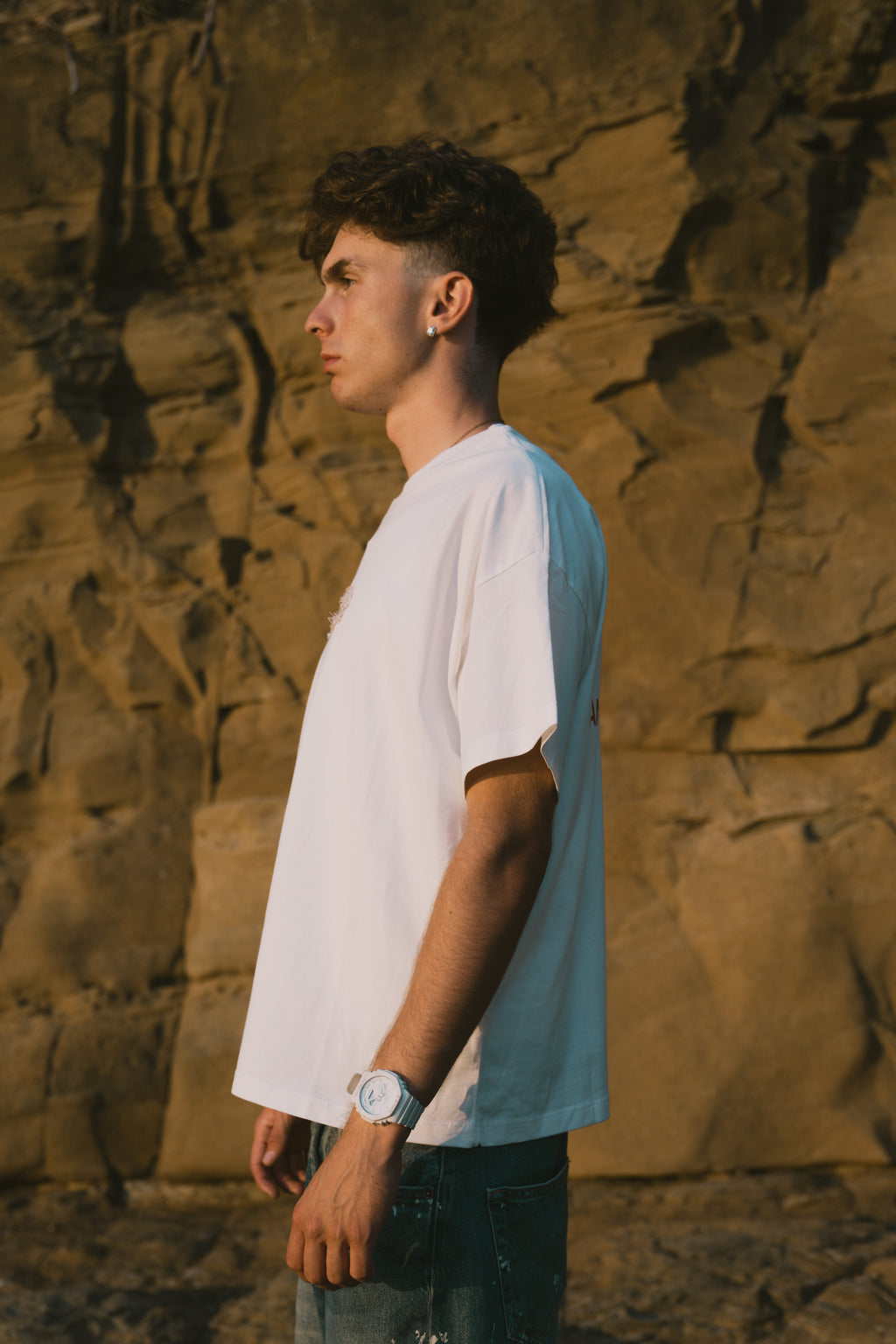 LegiáWrld 3 AM BoxyOver WH Tee